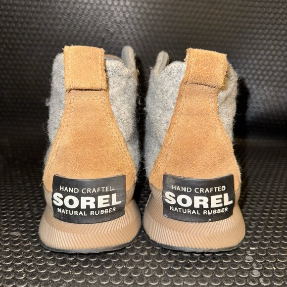 Sorel Out n About Gray/Tan Suede Waterproof Ankle Duck Boots Youth Size 4 - Picture 3 of 8